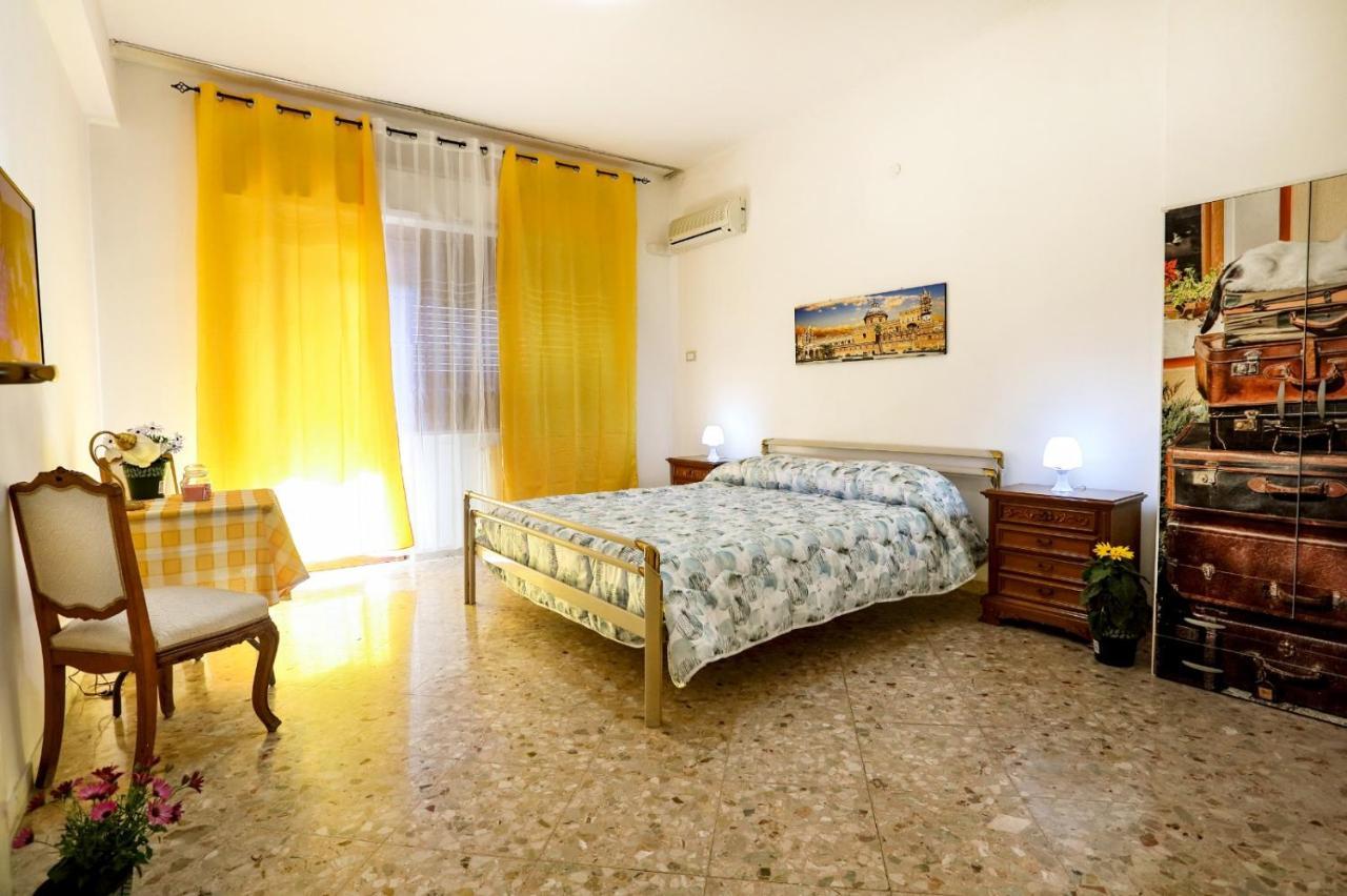 A Casa Di Fra' Bed & Breakfast Palermo Luaran gambar