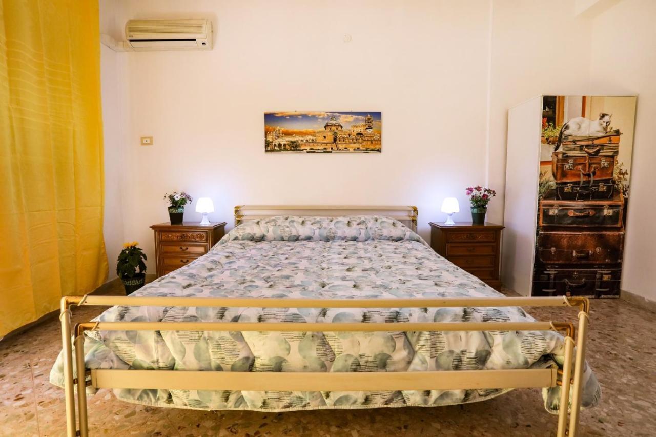 A Casa Di Fra' Bed & Breakfast Palermo Luaran gambar