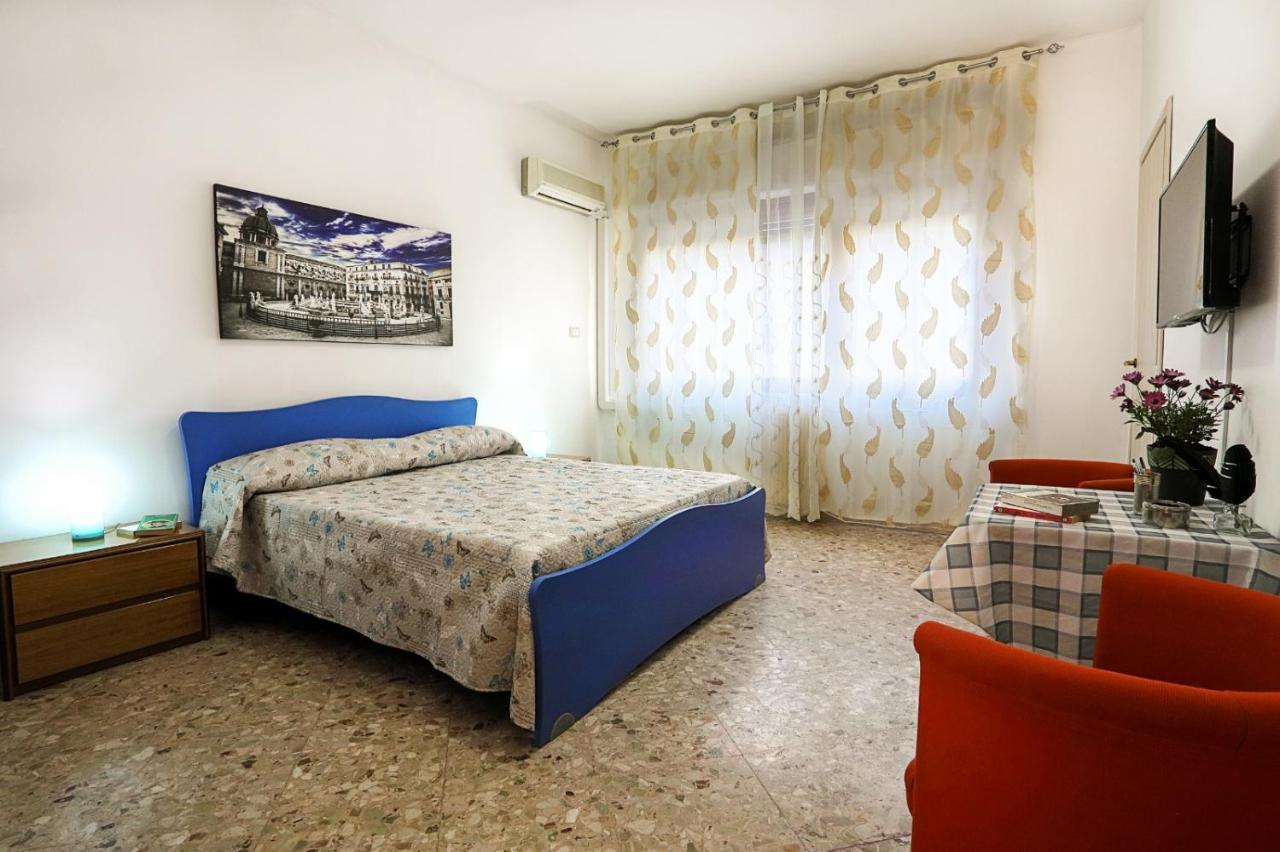 A Casa Di Fra' Bed & Breakfast Palermo Luaran gambar